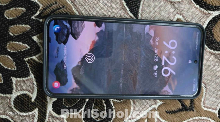 Samsung Galaxy S22 5G, 8GB RAM, 256GB, Premium Back Cover
